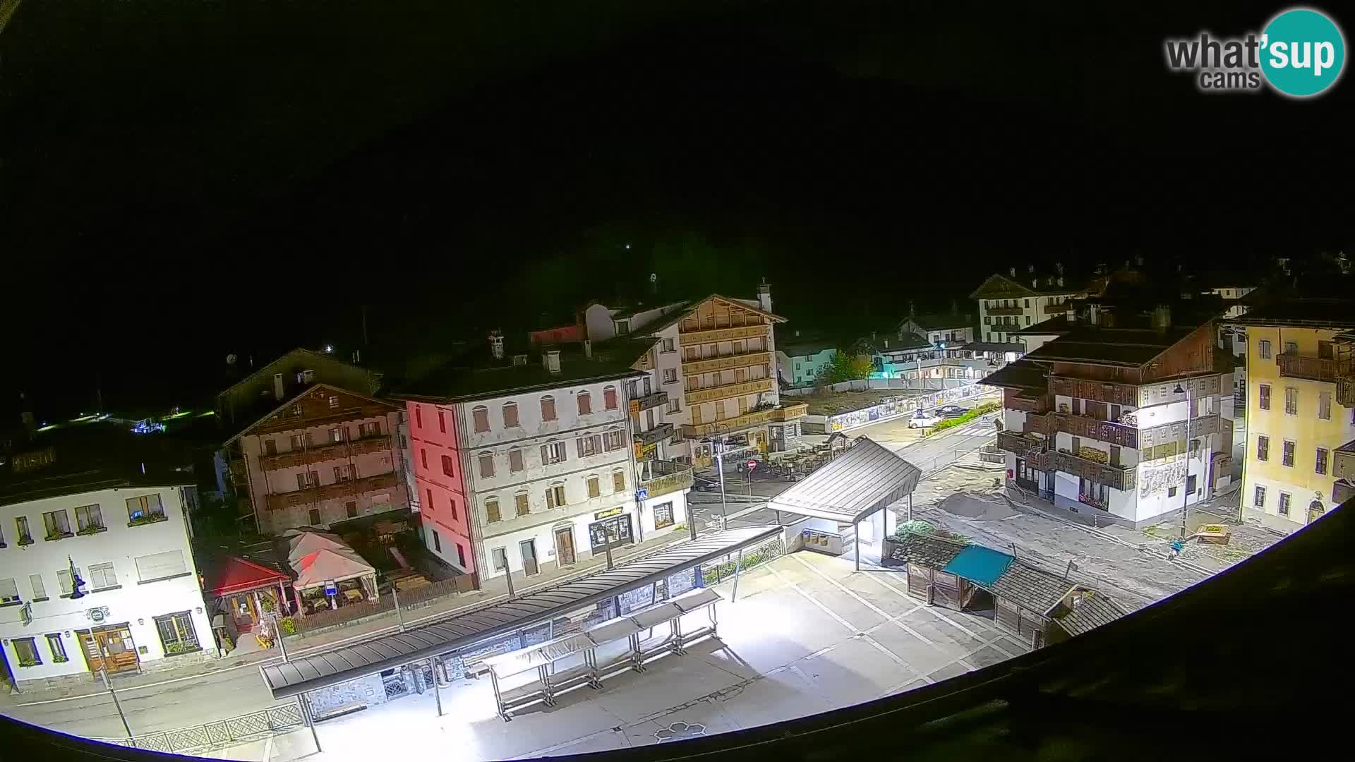 Hauptplatz von Forni di Sopra