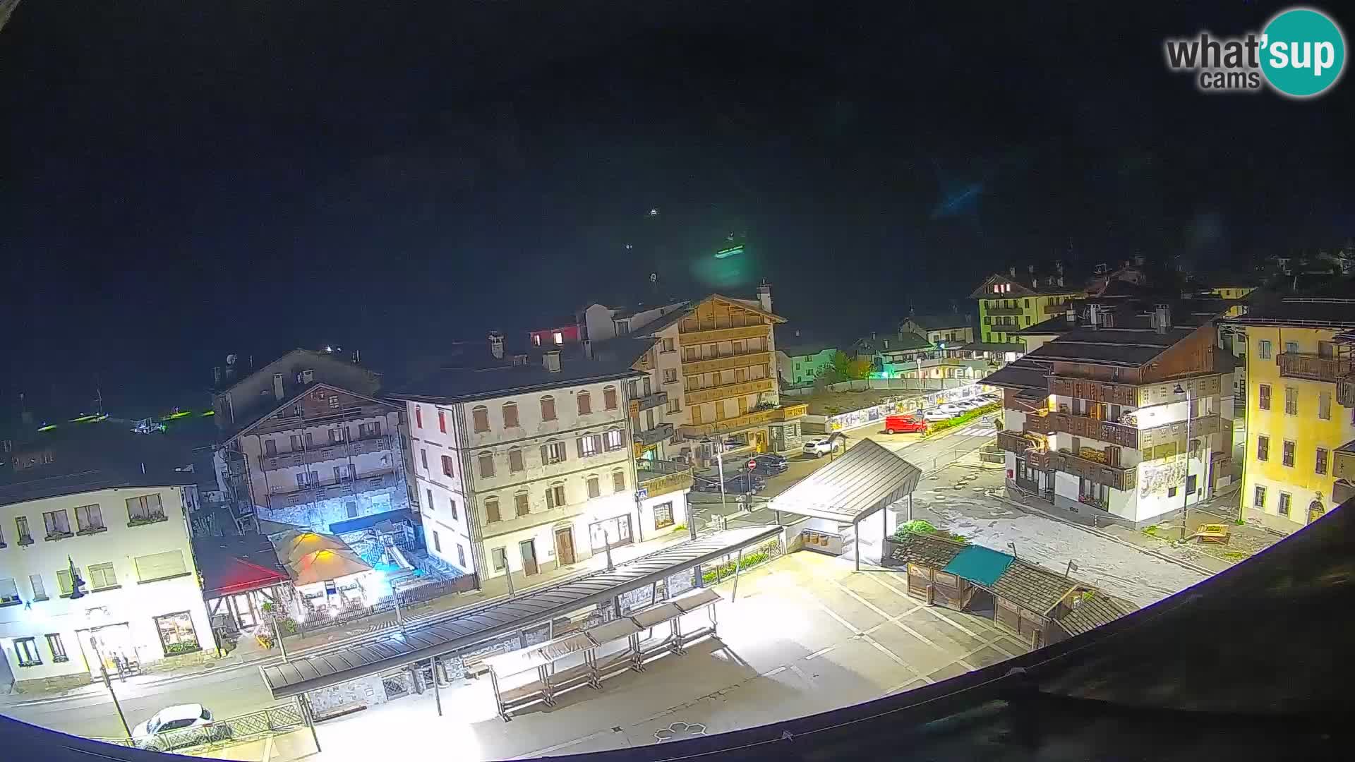 Hauptplatz von Forni di Sopra