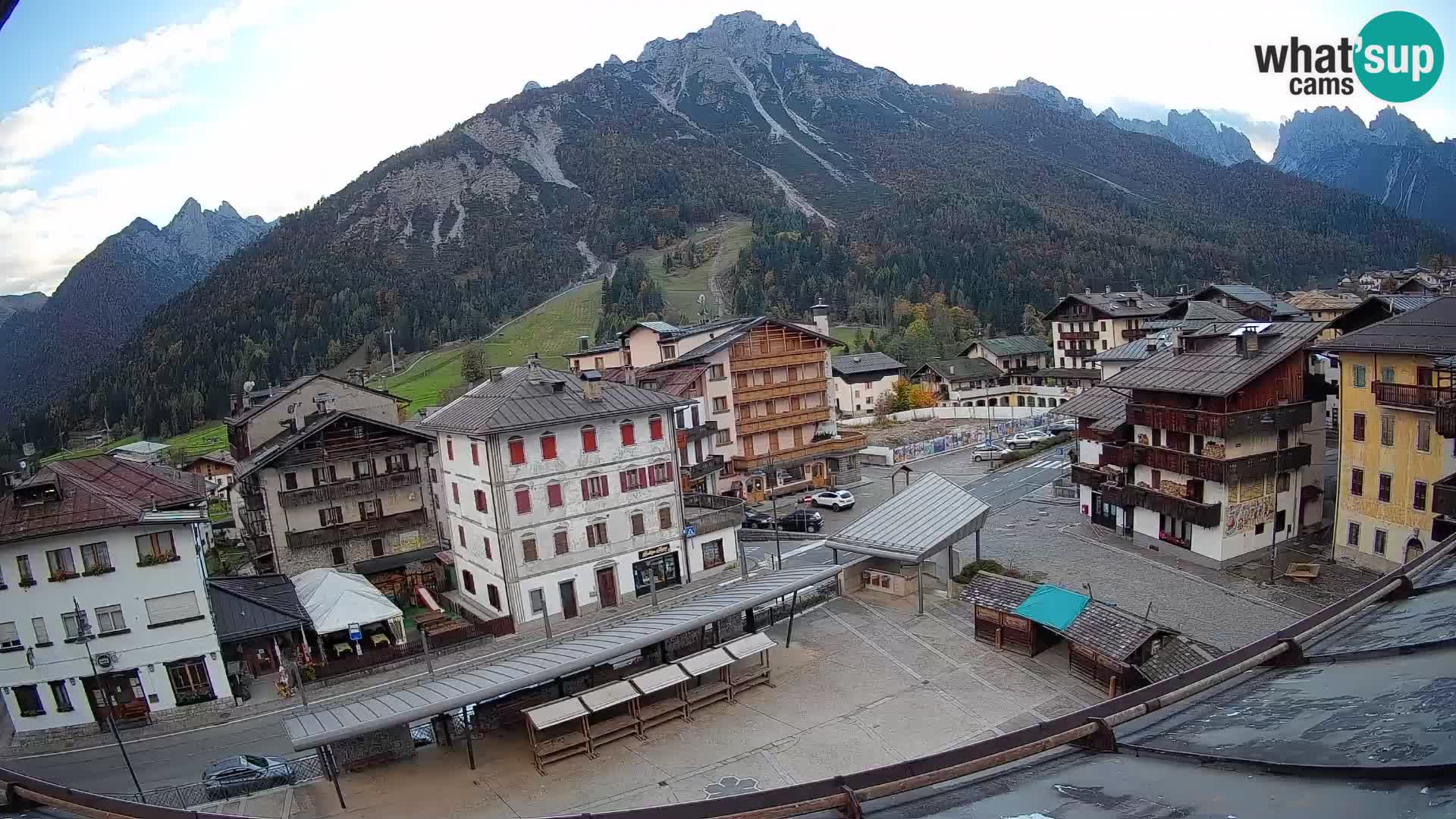 Hauptplatz von Forni di Sopra