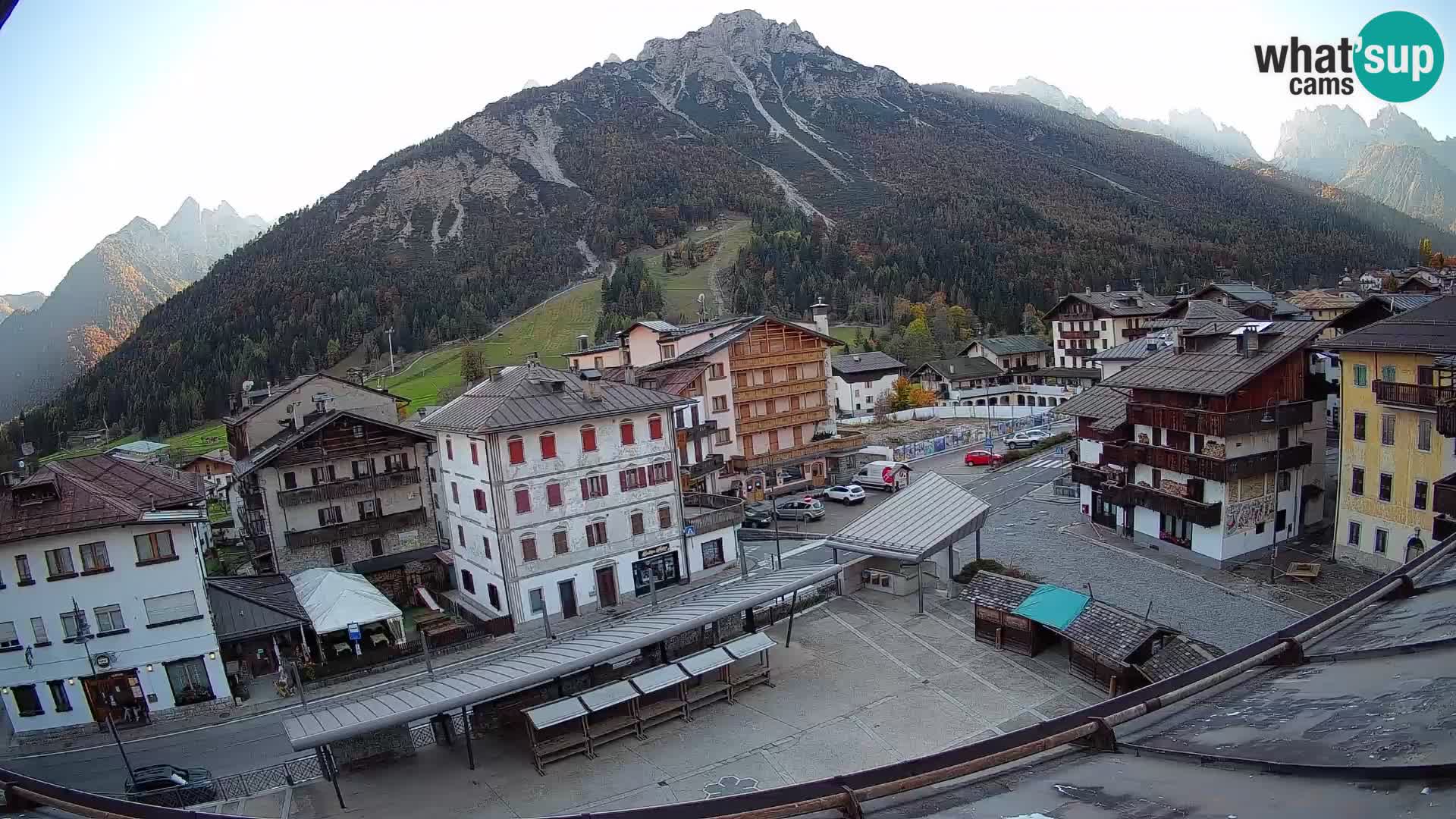 Hauptplatz von Forni di Sopra