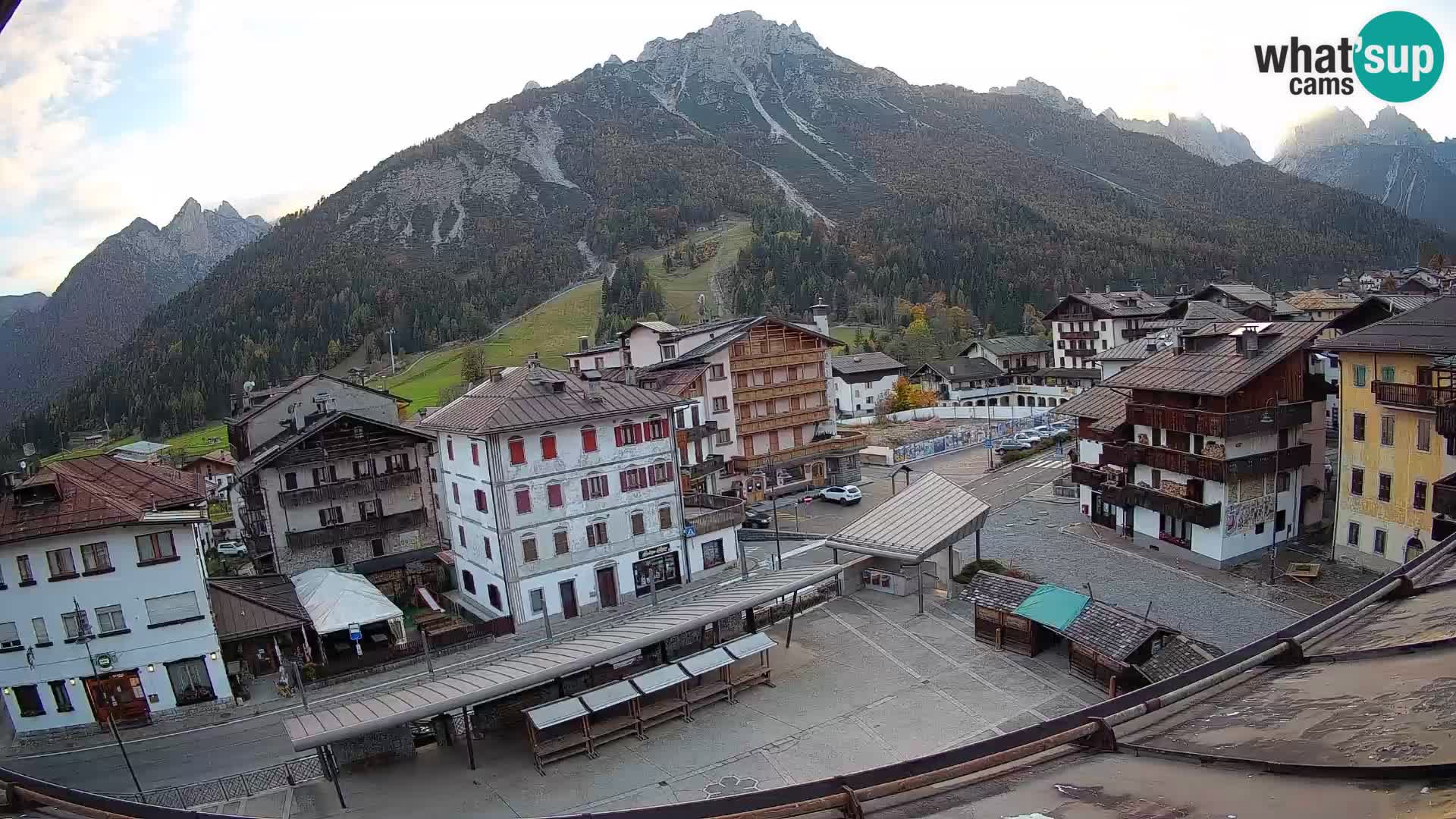 Hauptplatz von Forni di Sopra