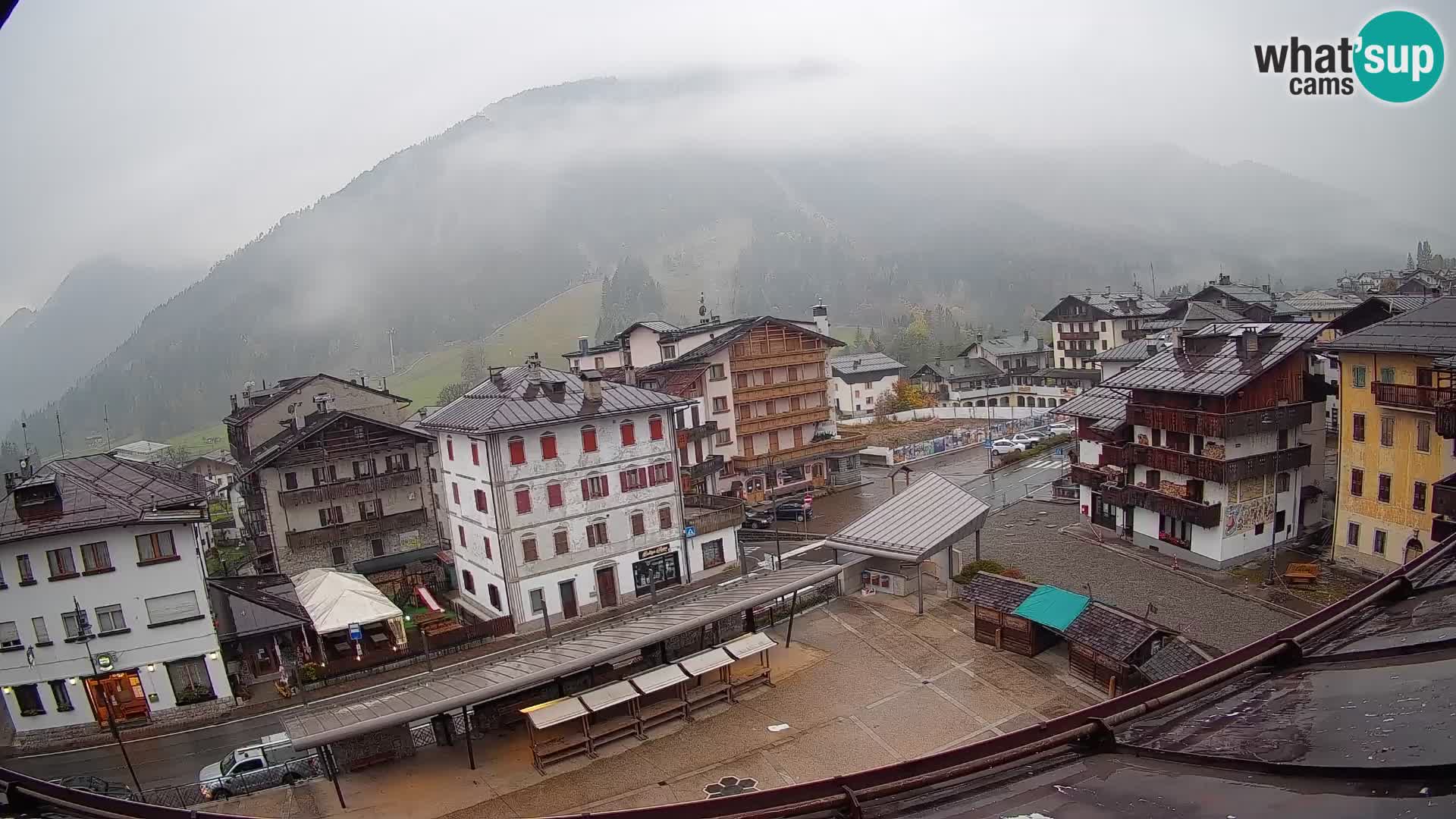 Hauptplatz von Forni di Sopra