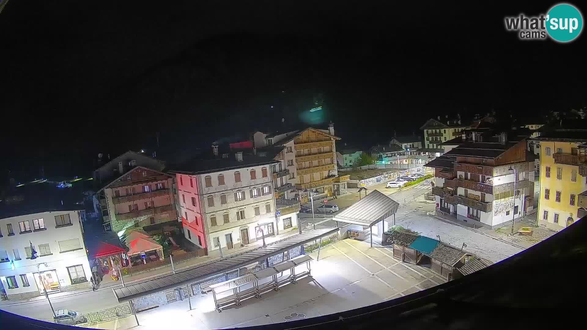 Hauptplatz von Forni di Sopra