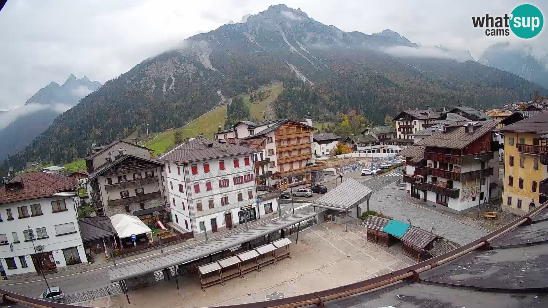 Hauptplatz von Forni di Sopra