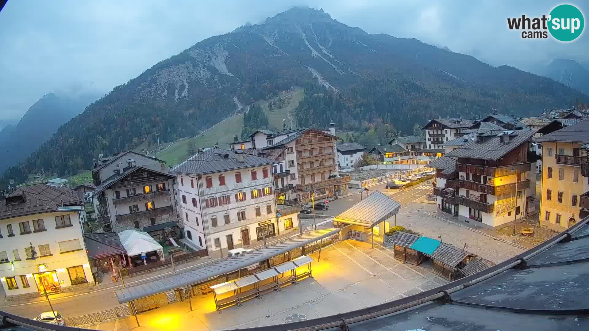 Hauptplatz von Forni di Sopra