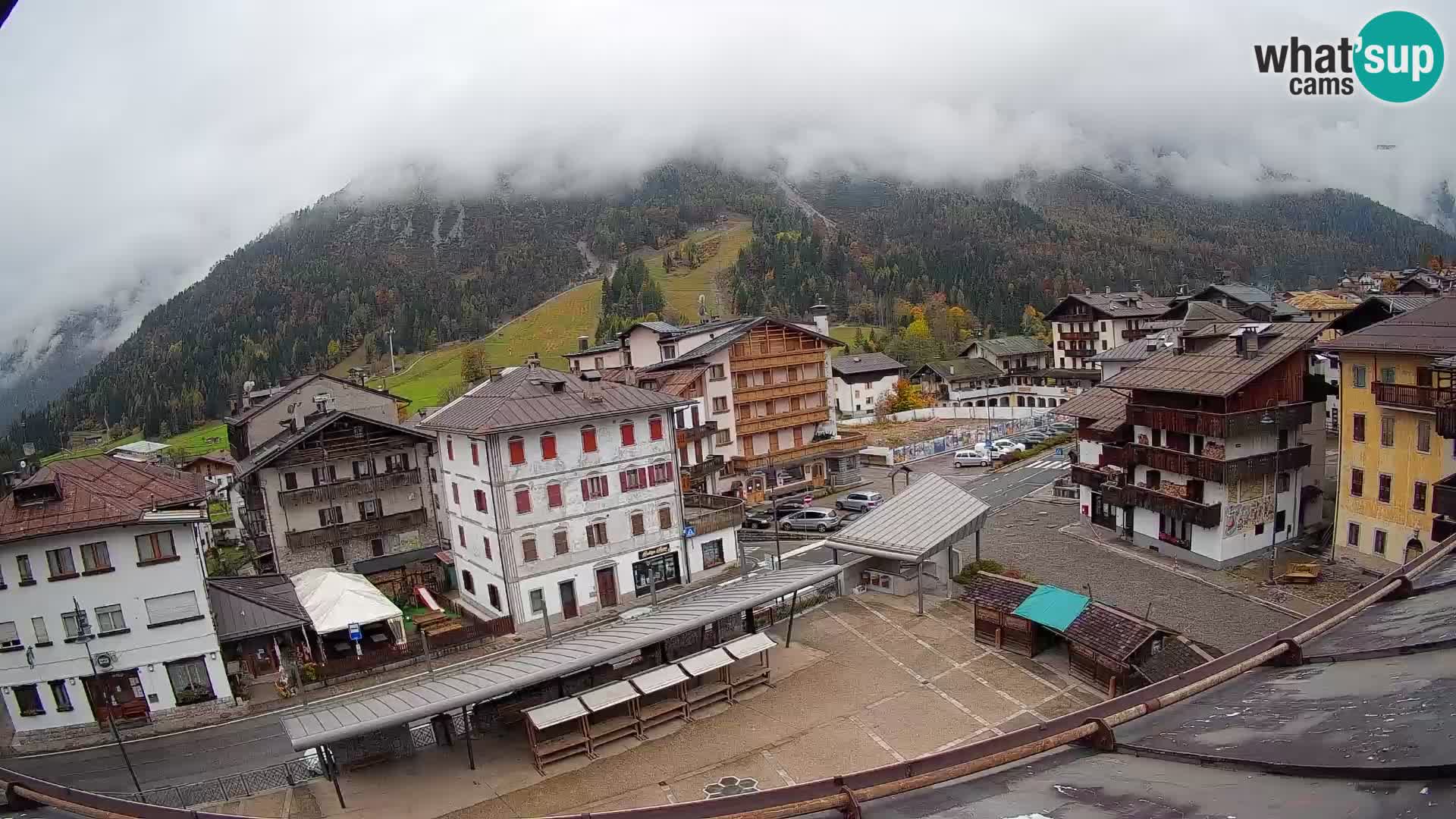 Hauptplatz von Forni di Sopra