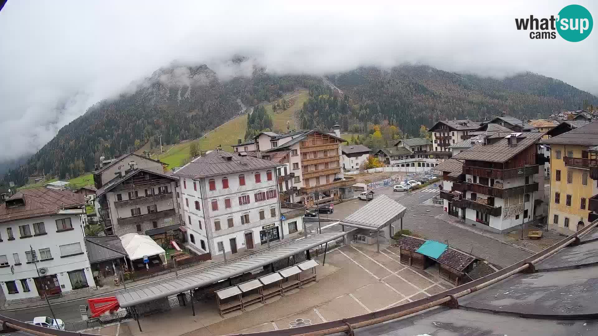 Hauptplatz von Forni di Sopra