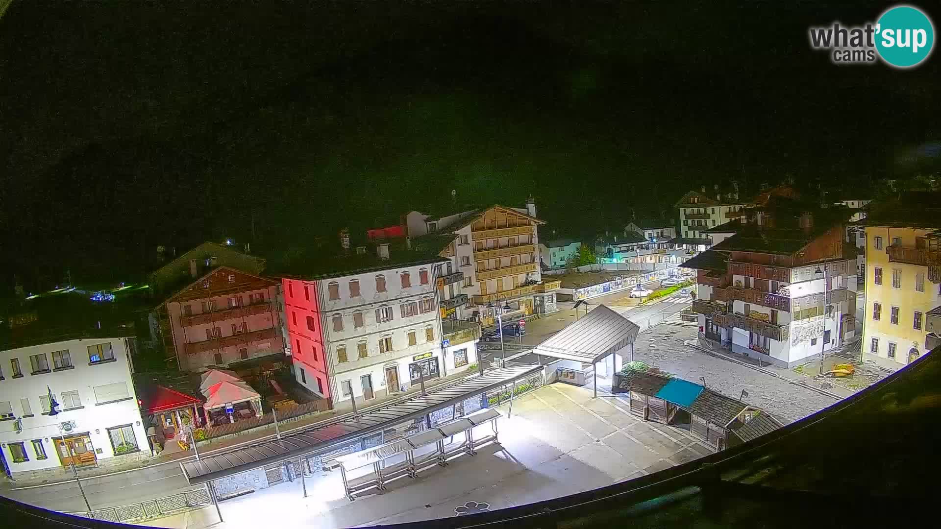 Hauptplatz von Forni di Sopra
