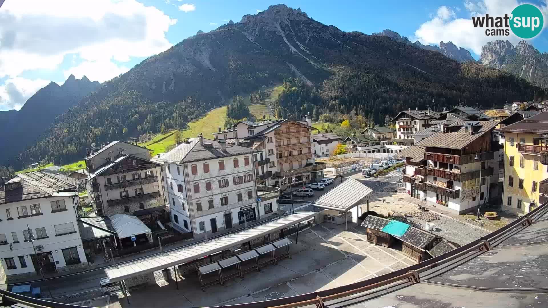 Hauptplatz von Forni di Sopra