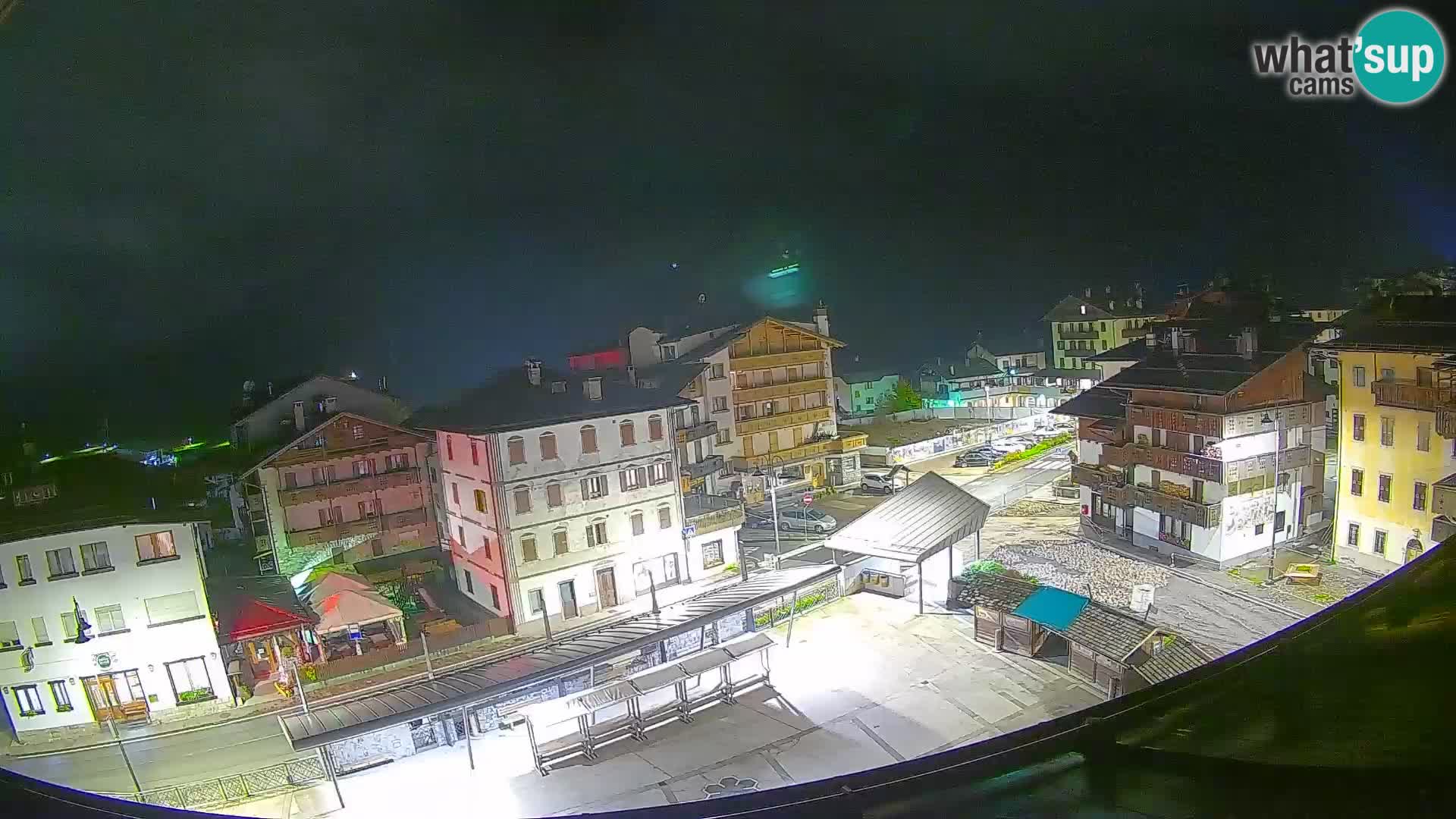 Piazza centrale di Forni di Sopra