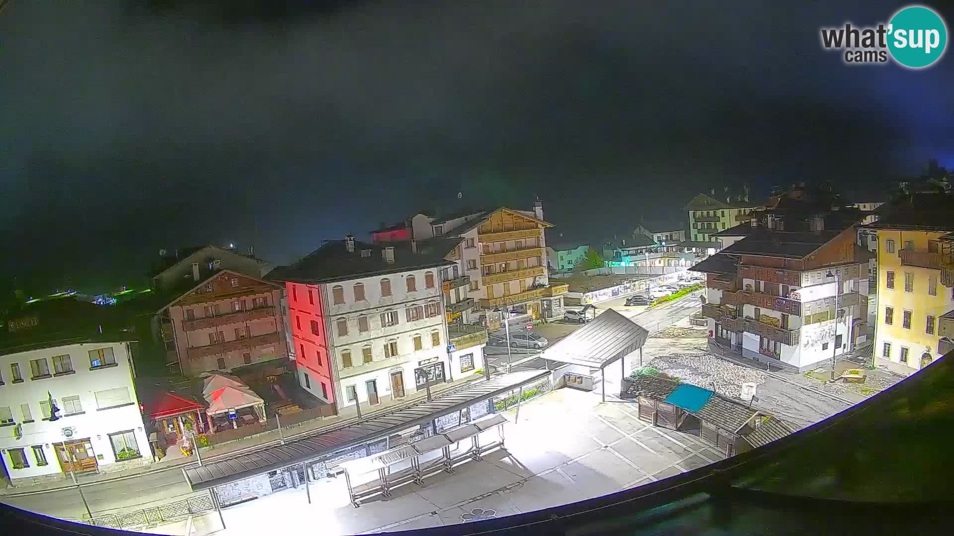 Hauptplatz von Forni di Sopra