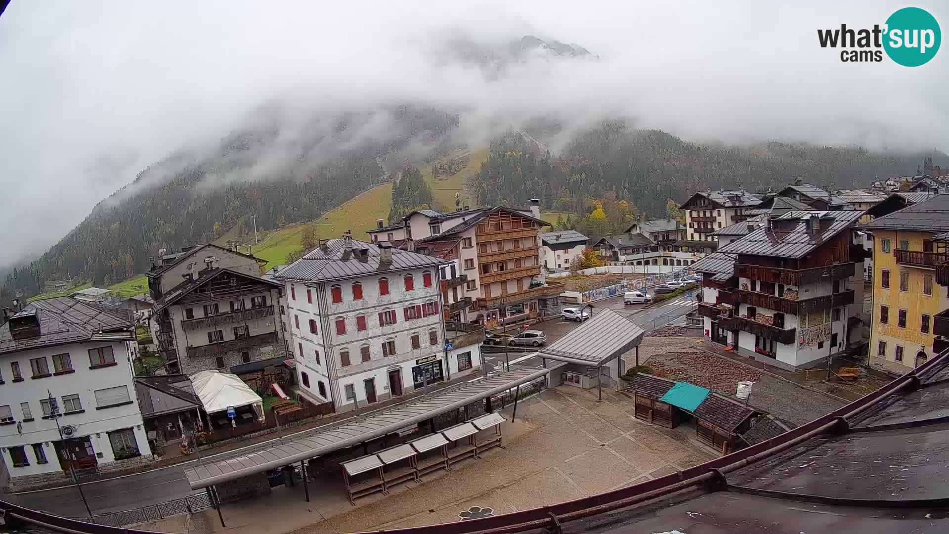 Hauptplatz von Forni di Sopra