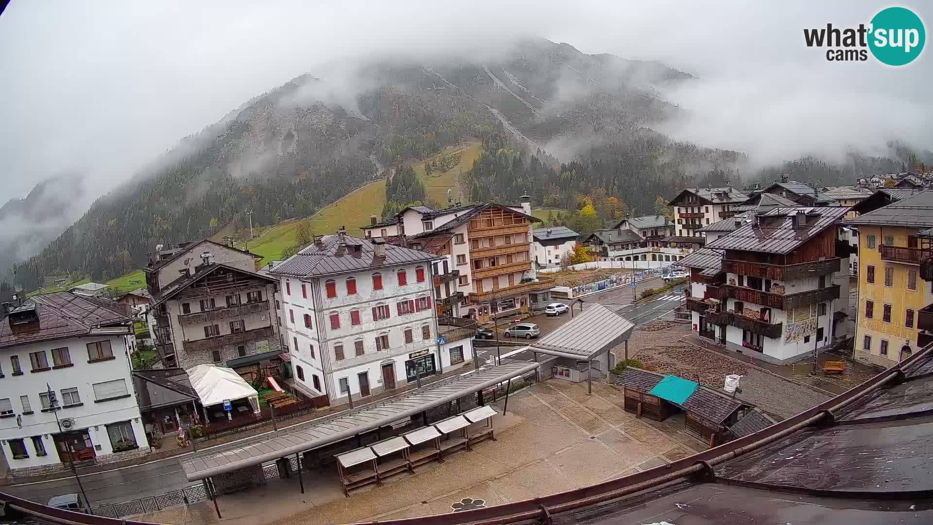 Hauptplatz von Forni di Sopra
