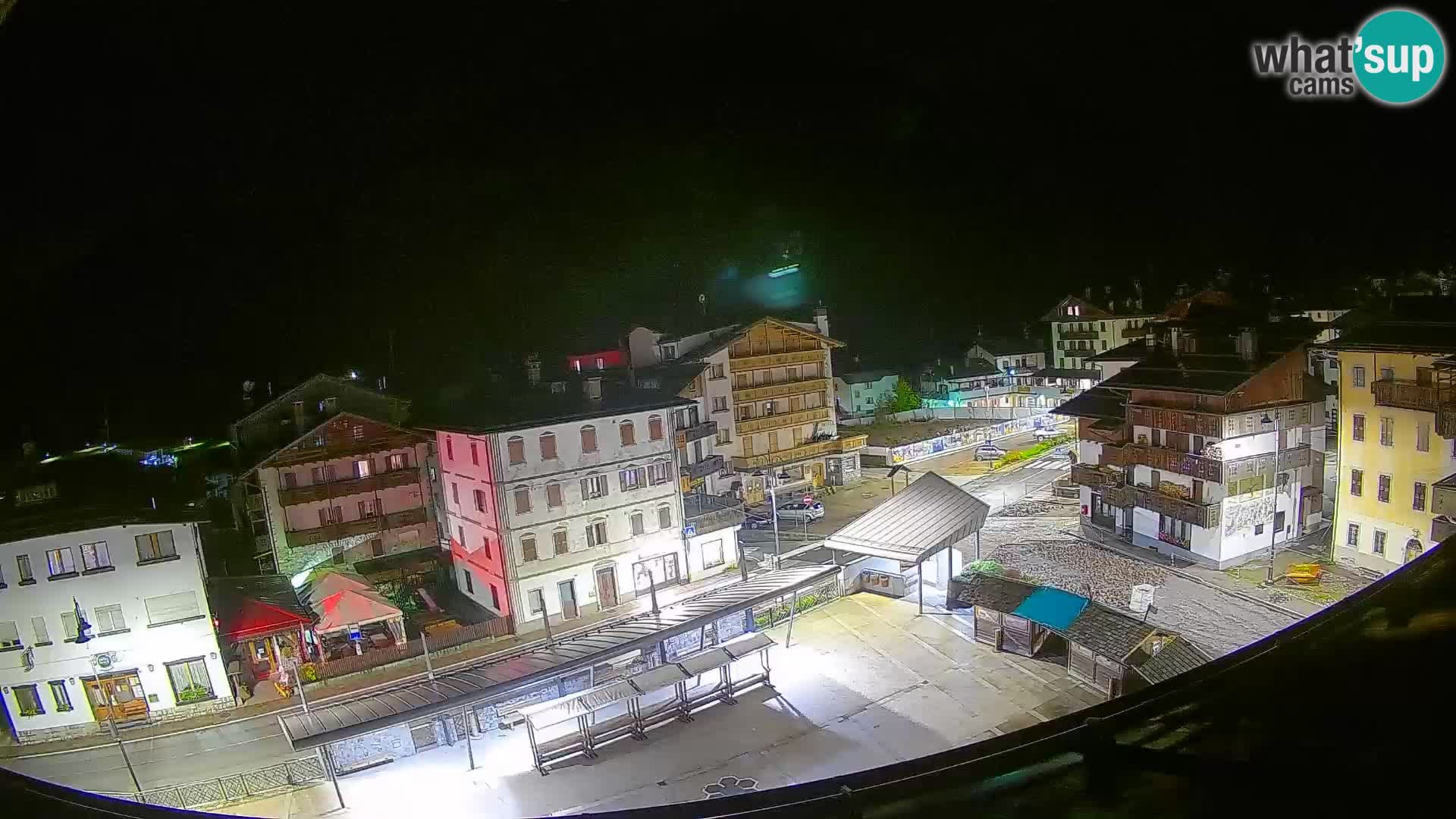 Hauptplatz von Forni di Sopra