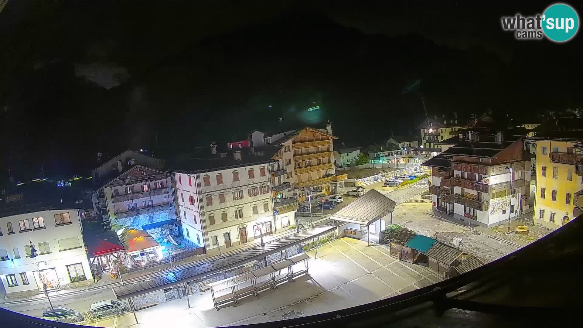 Hauptplatz von Forni di Sopra