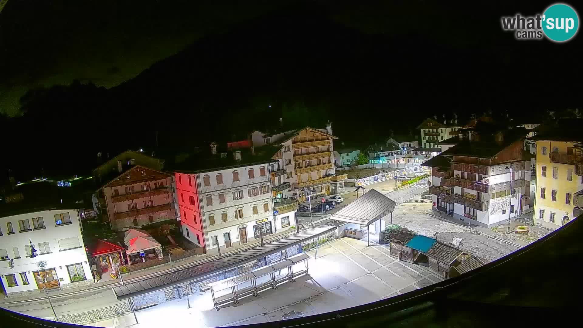 Hauptplatz von Forni di Sopra
