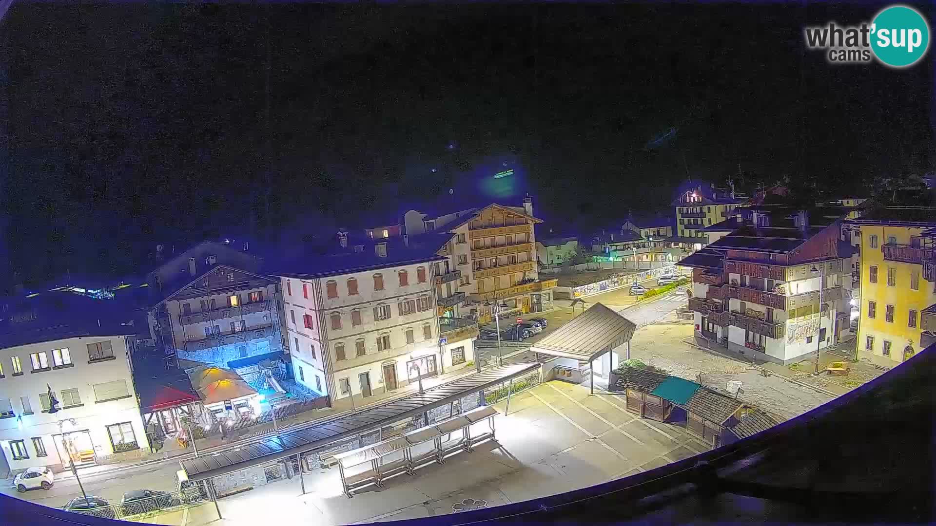 Plaza principal de Forni di Sopra
