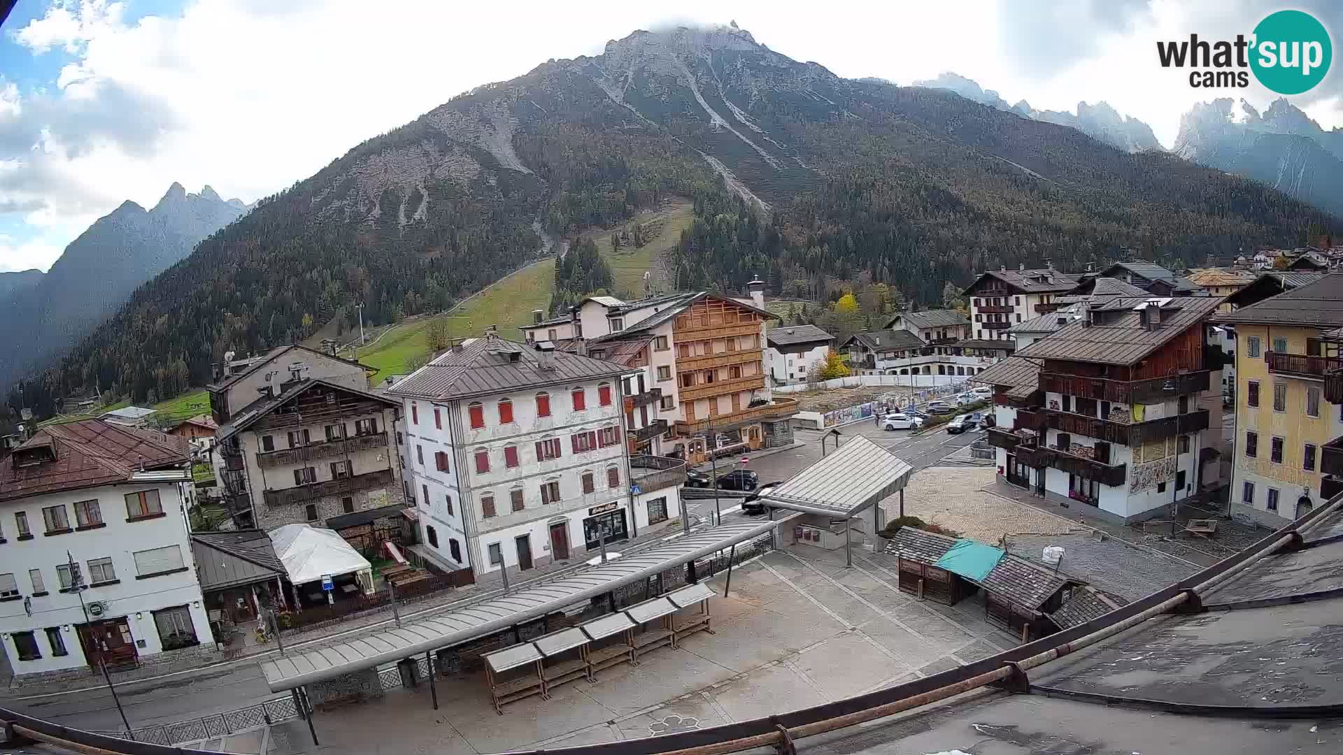 Hauptplatz von Forni di Sopra
