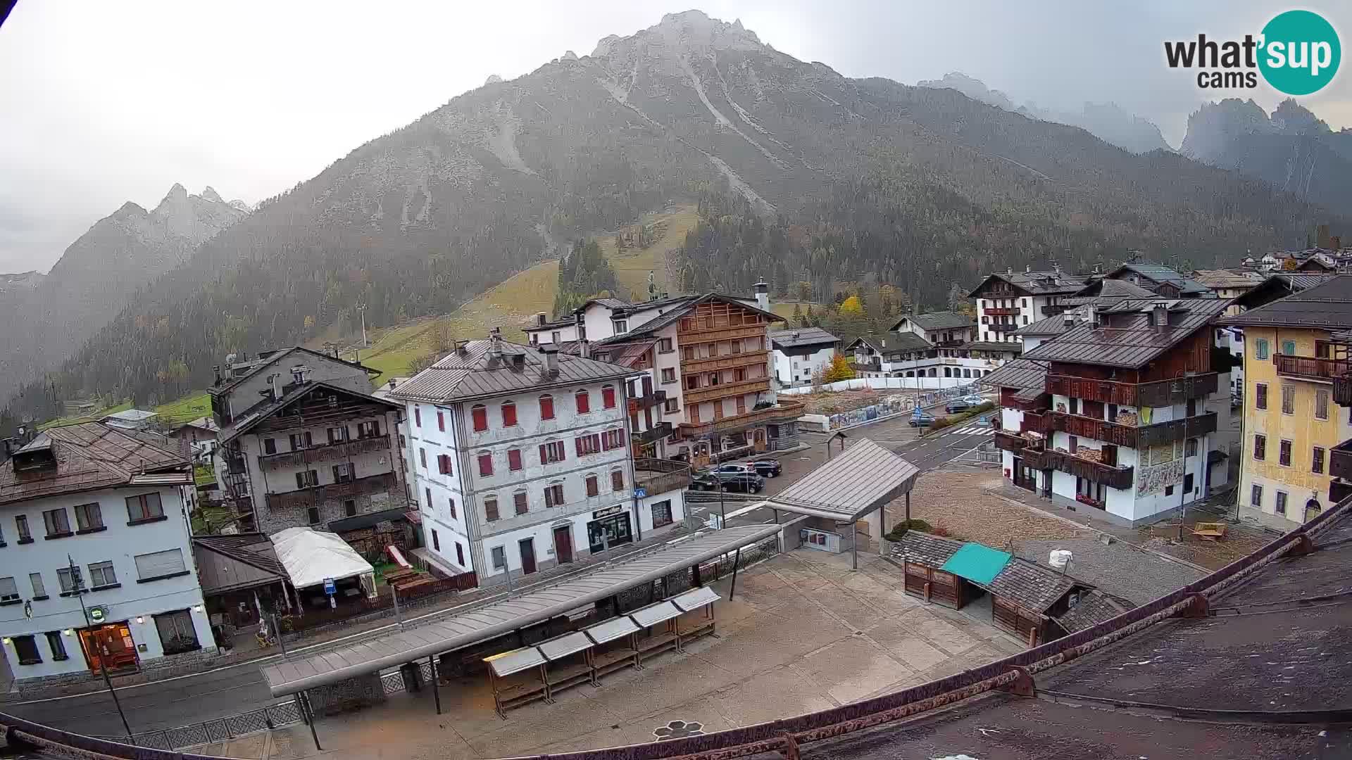 Hauptplatz von Forni di Sopra