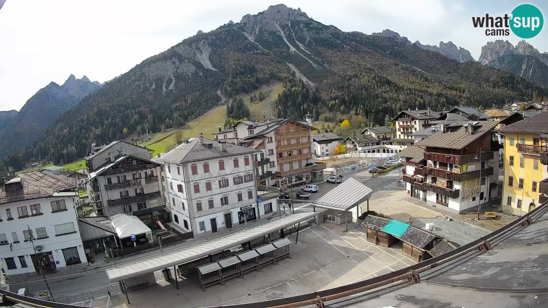Hauptplatz von Forni di Sopra