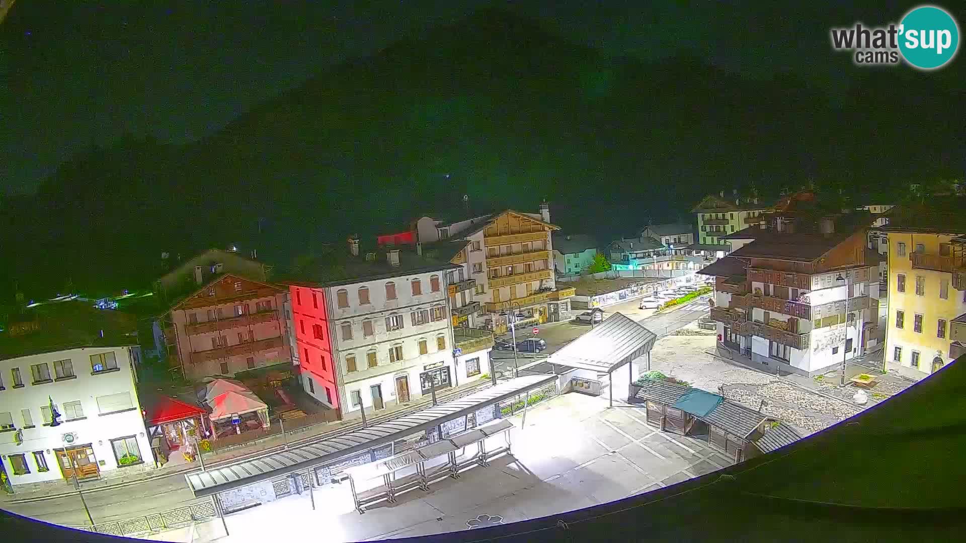 Hauptplatz von Forni di Sopra