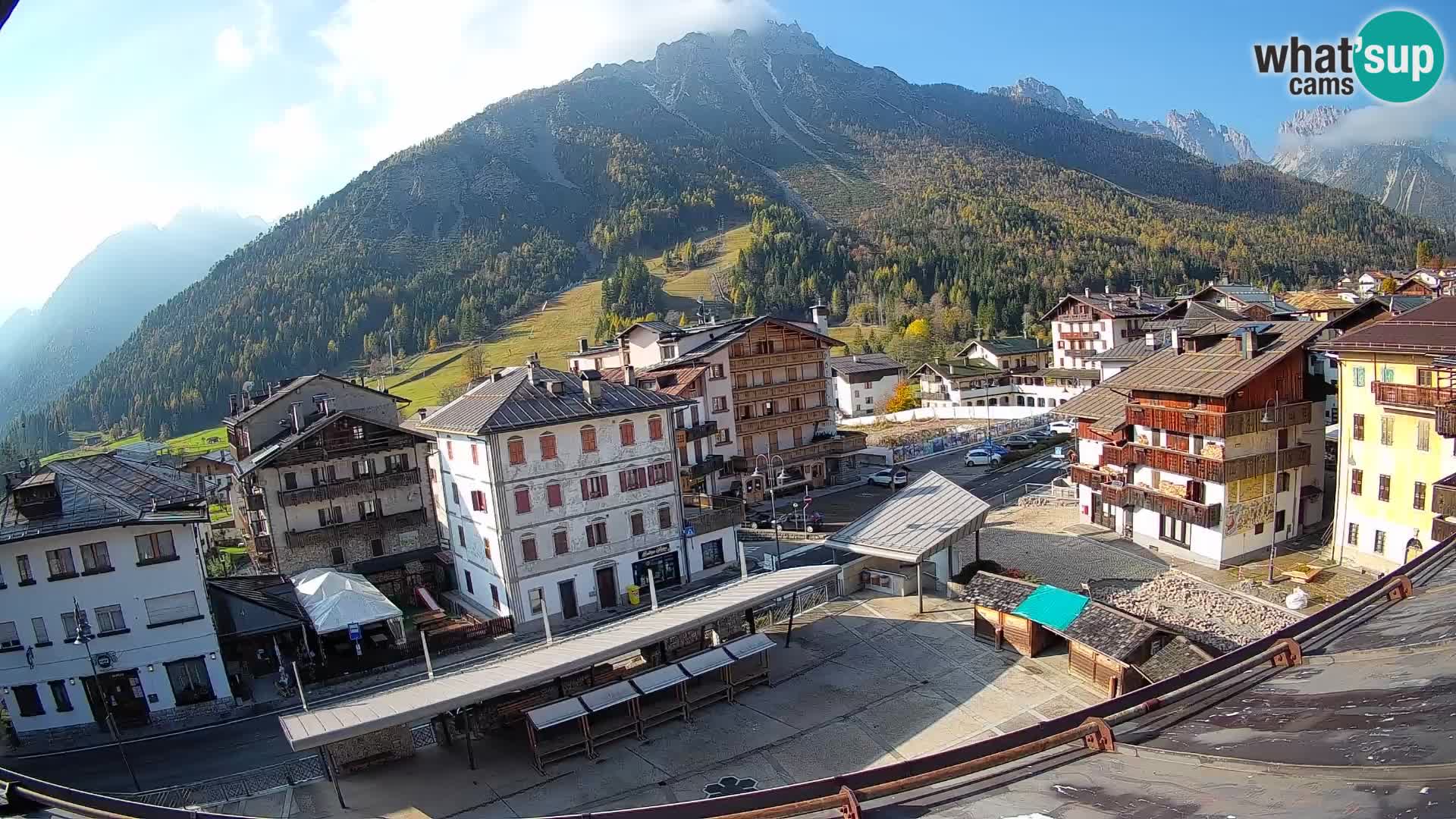 Hauptplatz von Forni di Sopra