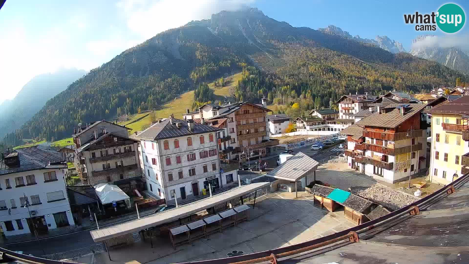 Hauptplatz von Forni di Sopra