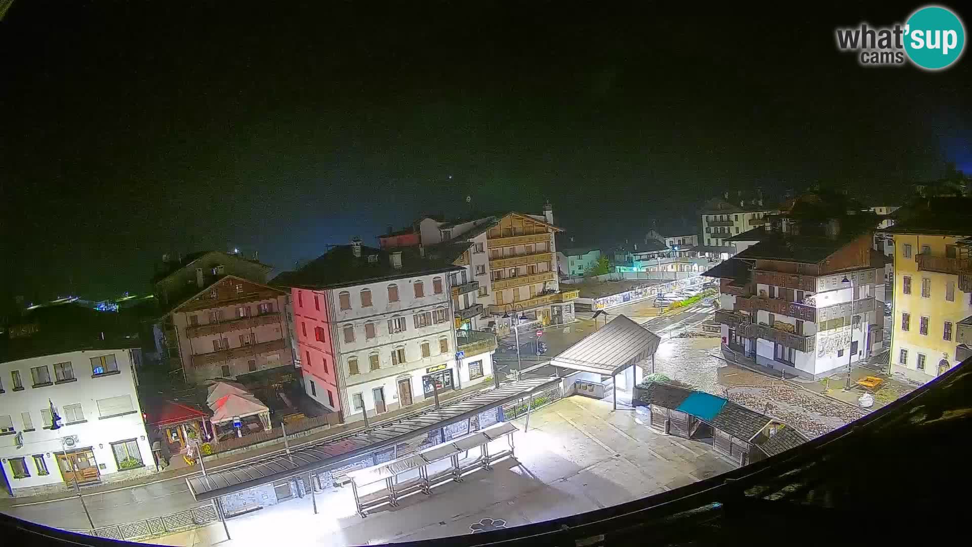 Hauptplatz von Forni di Sopra