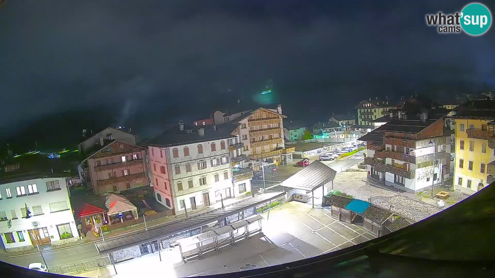 Hauptplatz von Forni di Sopra