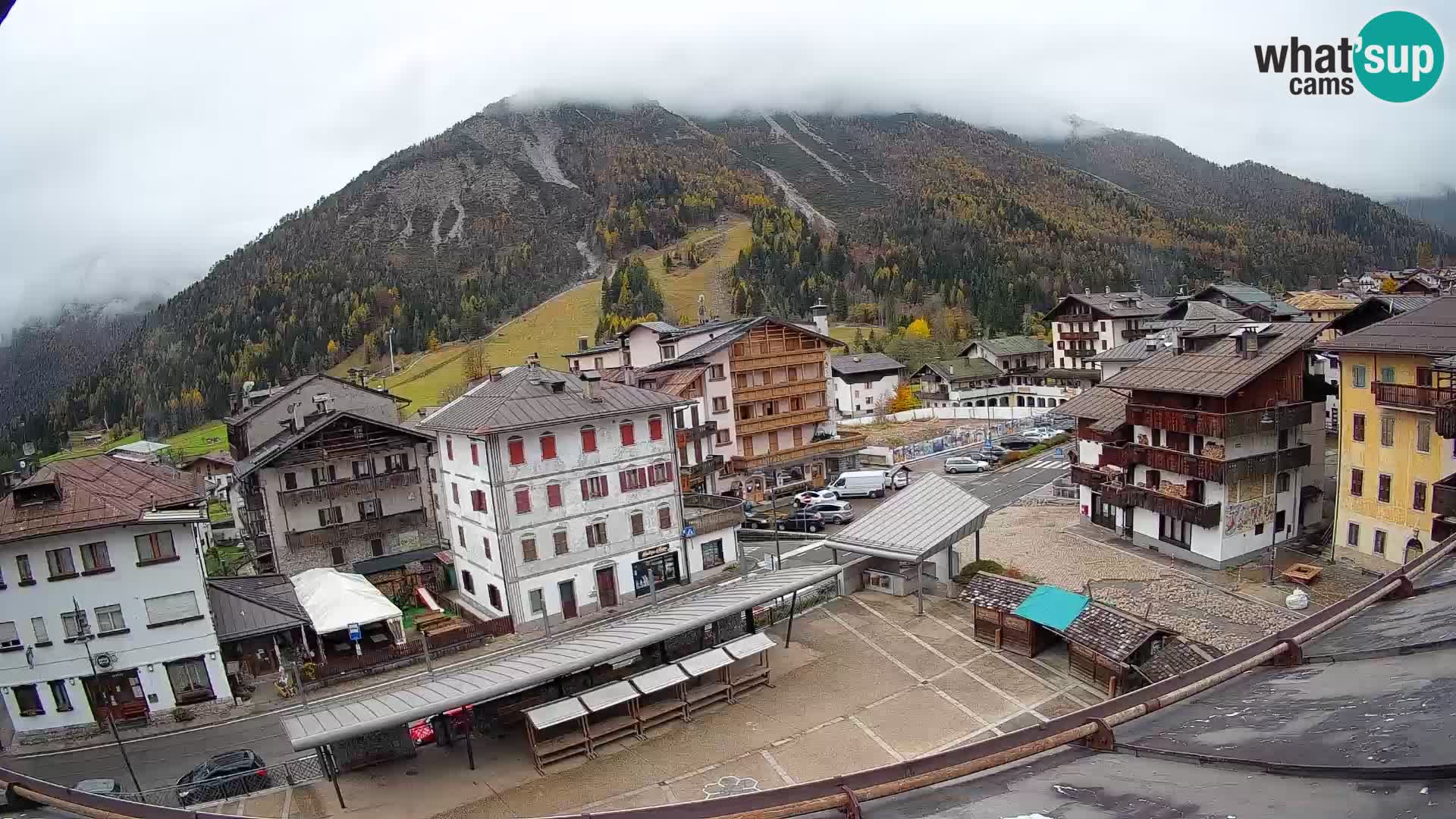 Hauptplatz von Forni di Sopra