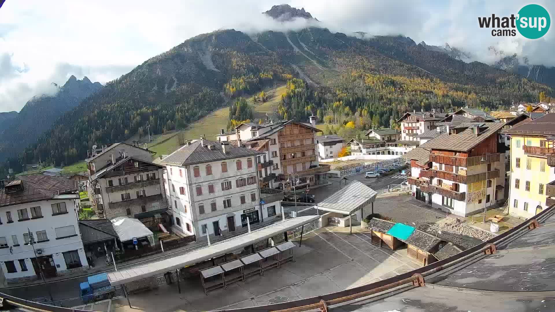 Hauptplatz von Forni di Sopra