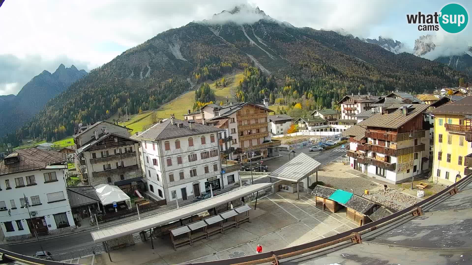 Hauptplatz von Forni di Sopra