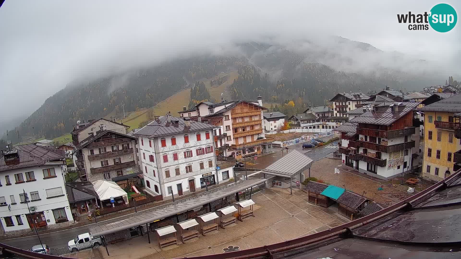 Hauptplatz von Forni di Sopra