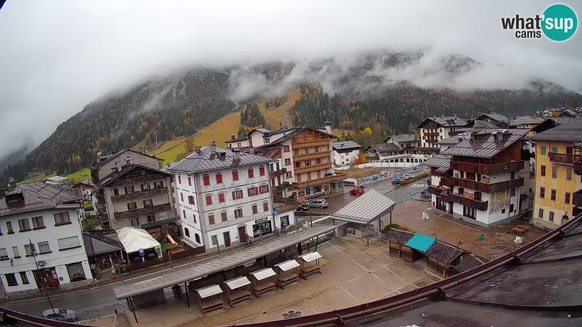 Hauptplatz von Forni di Sopra