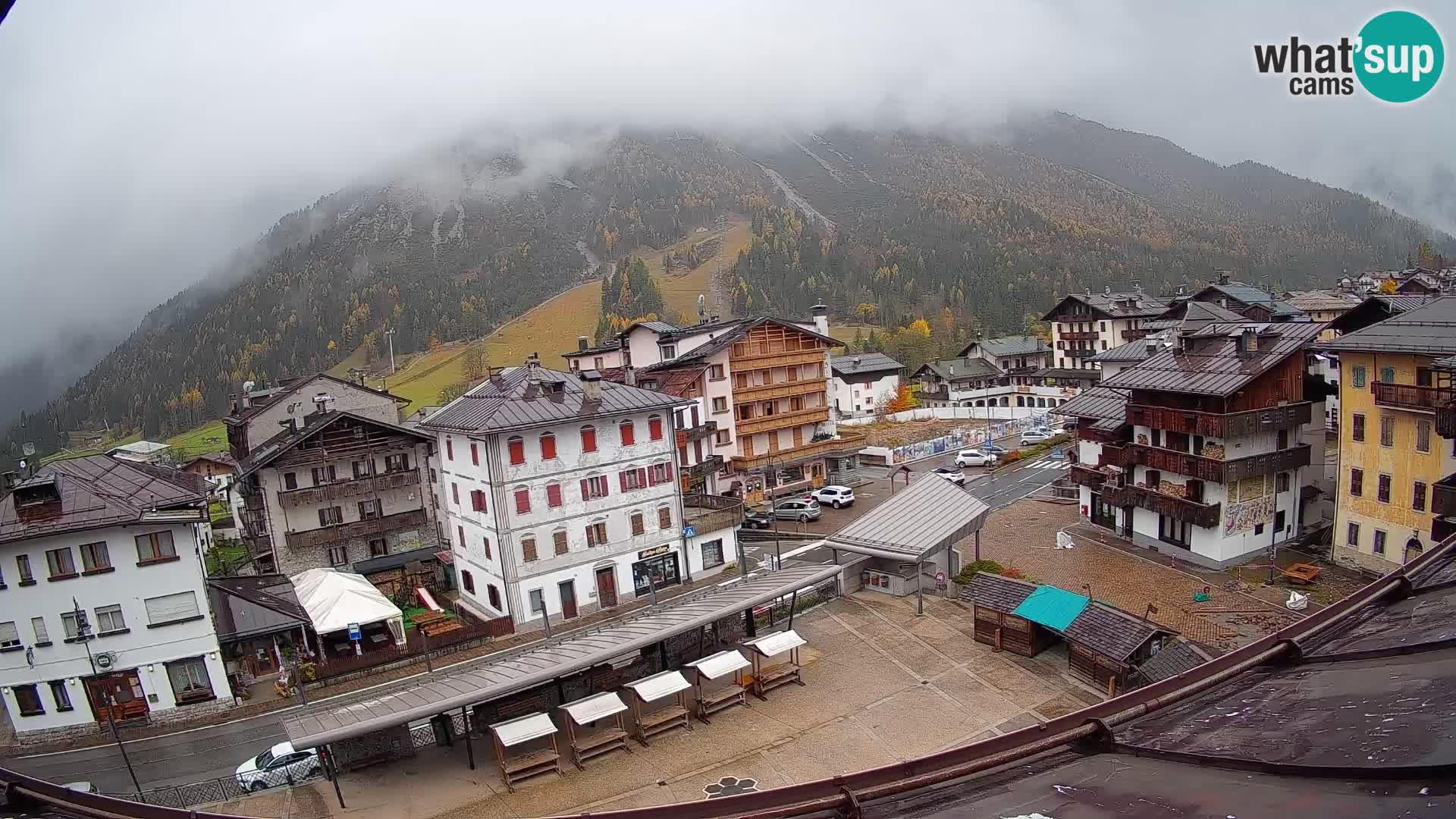 Hauptplatz von Forni di Sopra