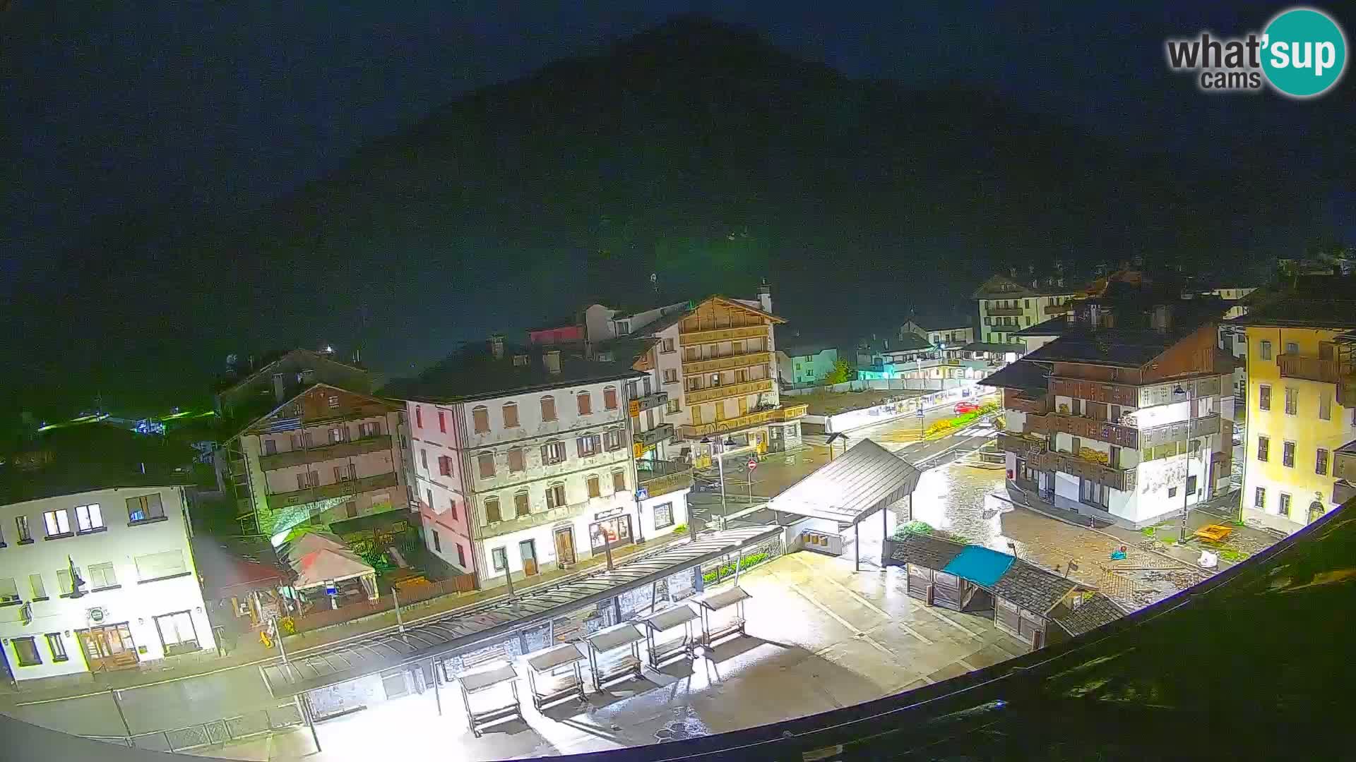 Hauptplatz von Forni di Sopra