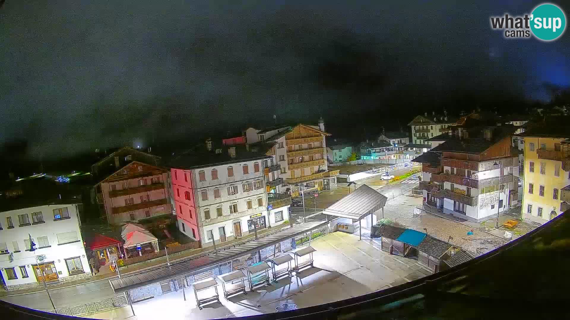 Hauptplatz von Forni di Sopra