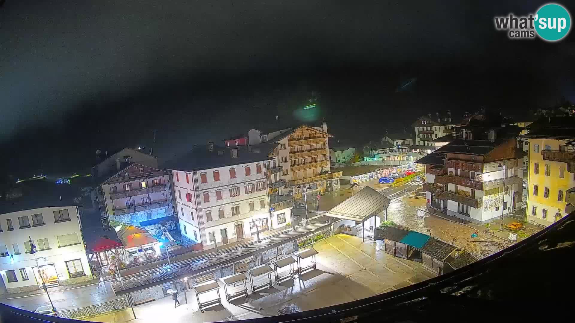 Hauptplatz von Forni di Sopra