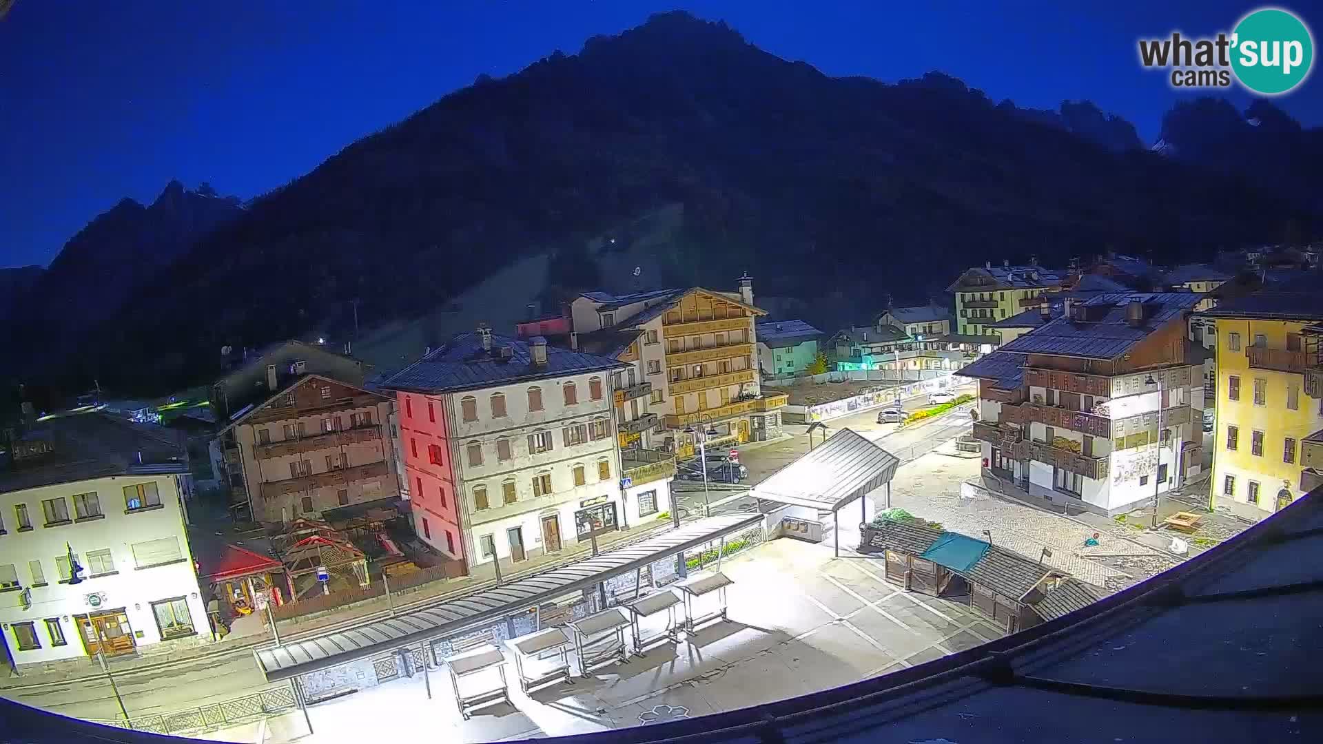 Hauptplatz von Forni di Sopra