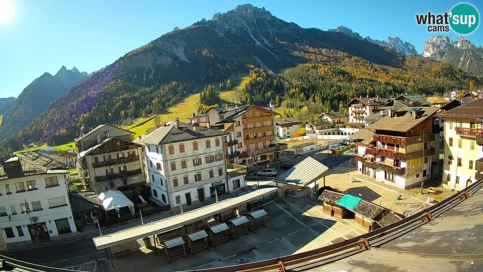 Hauptplatz von Forni di Sopra