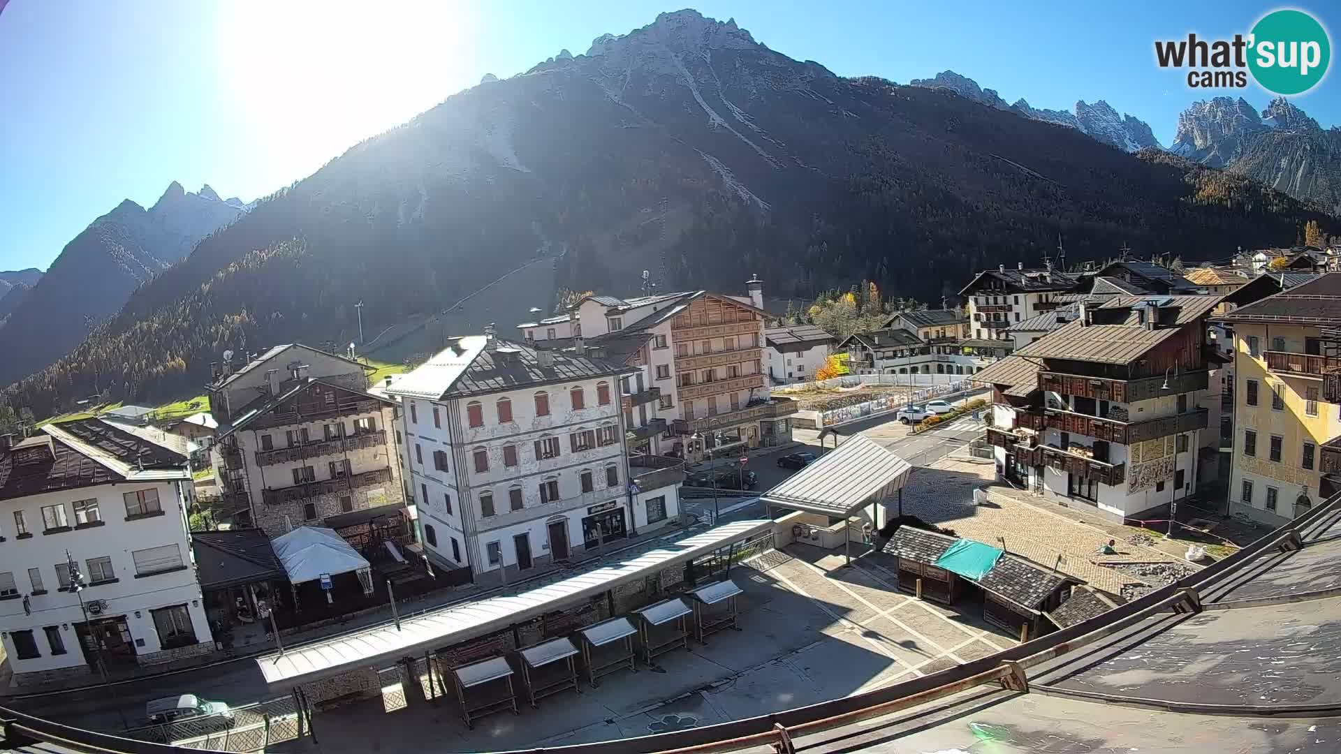 Hauptplatz von Forni di Sopra