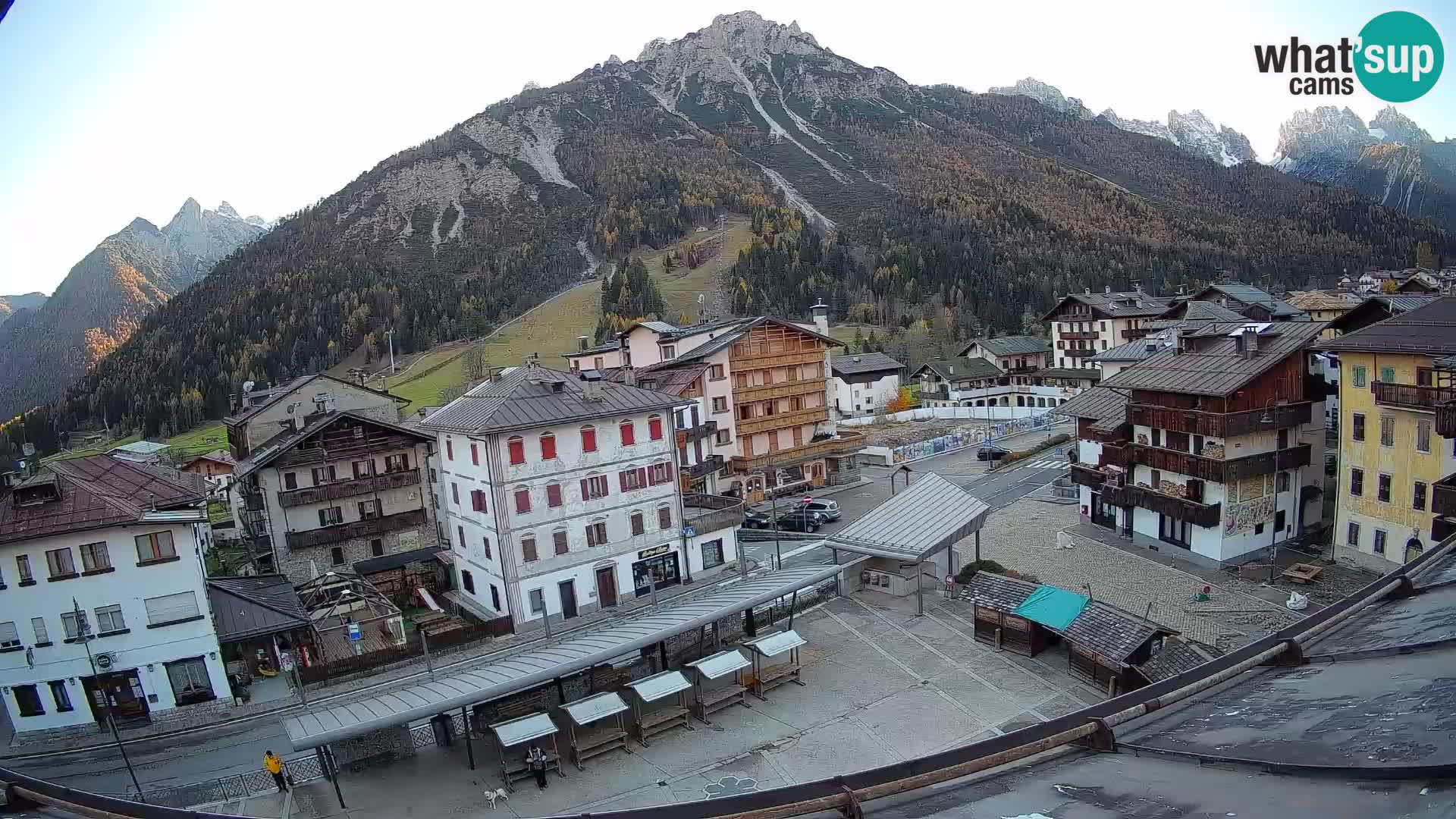 Hauptplatz von Forni di Sopra
