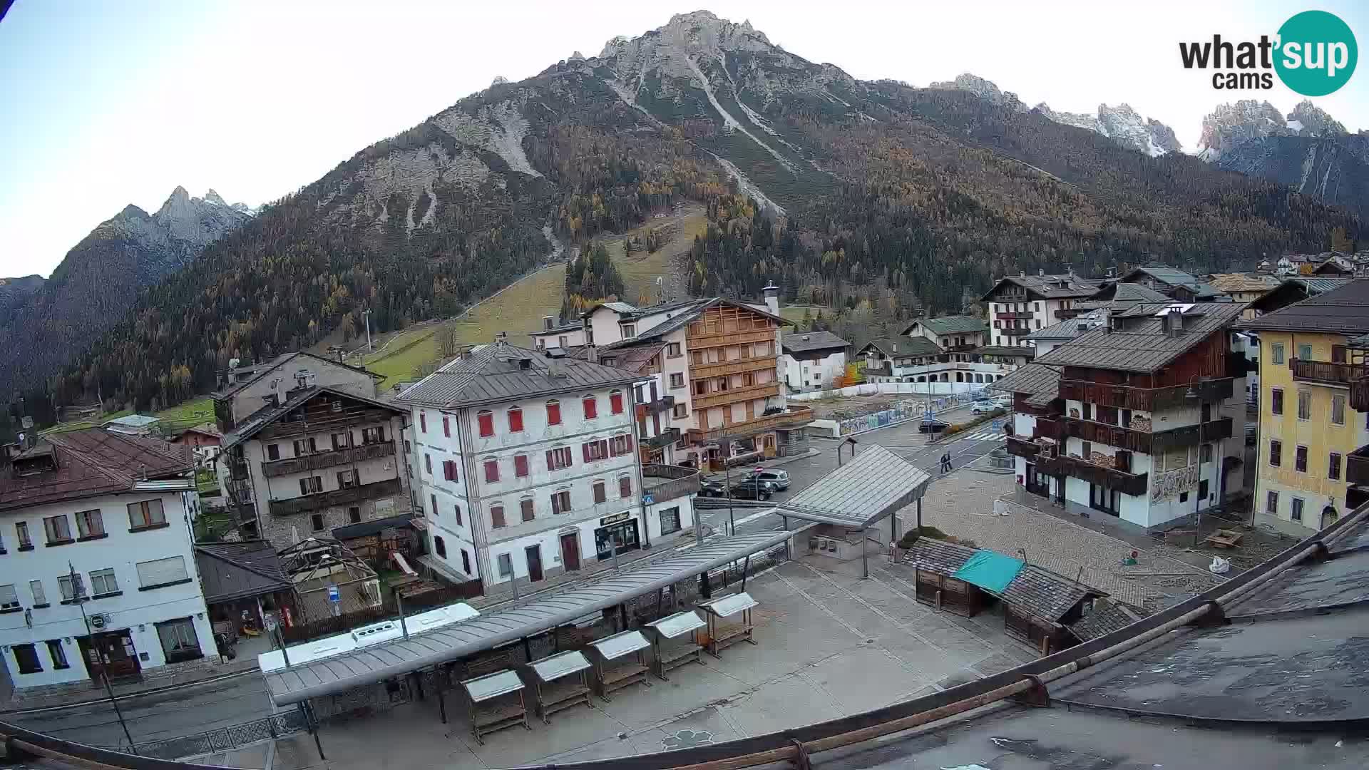 Hauptplatz von Forni di Sopra