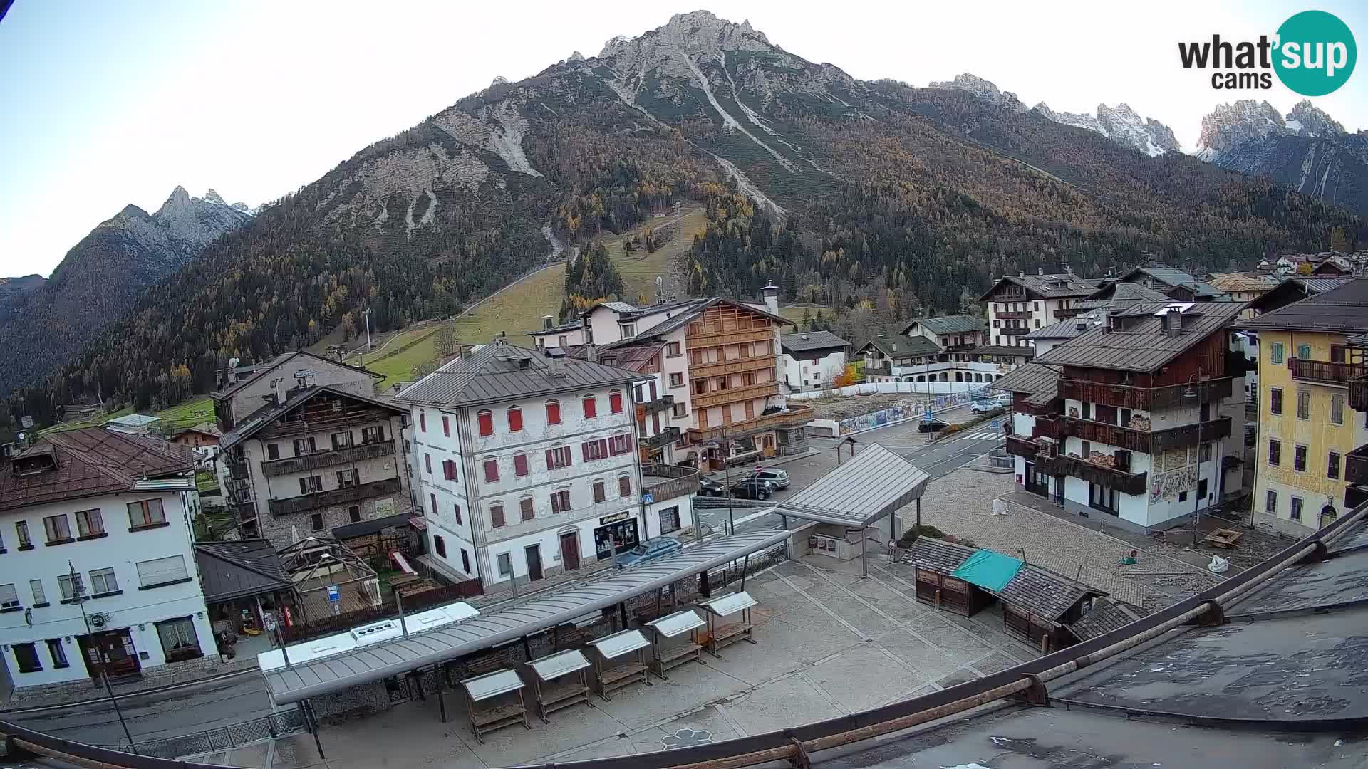 Hauptplatz von Forni di Sopra