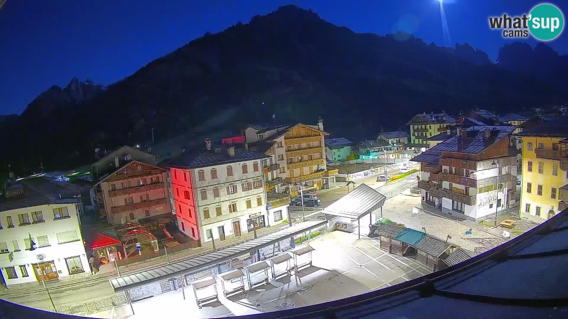 Hauptplatz von Forni di Sopra