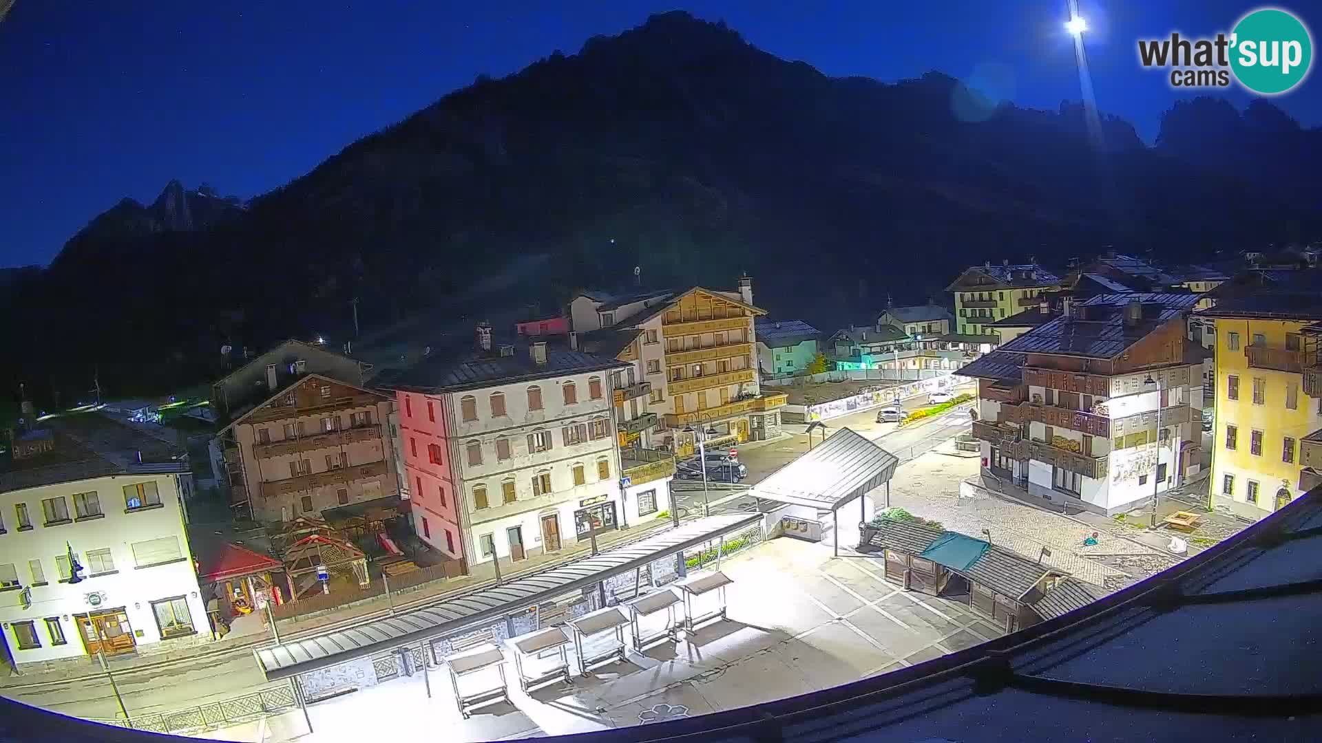 Hauptplatz von Forni di Sopra
