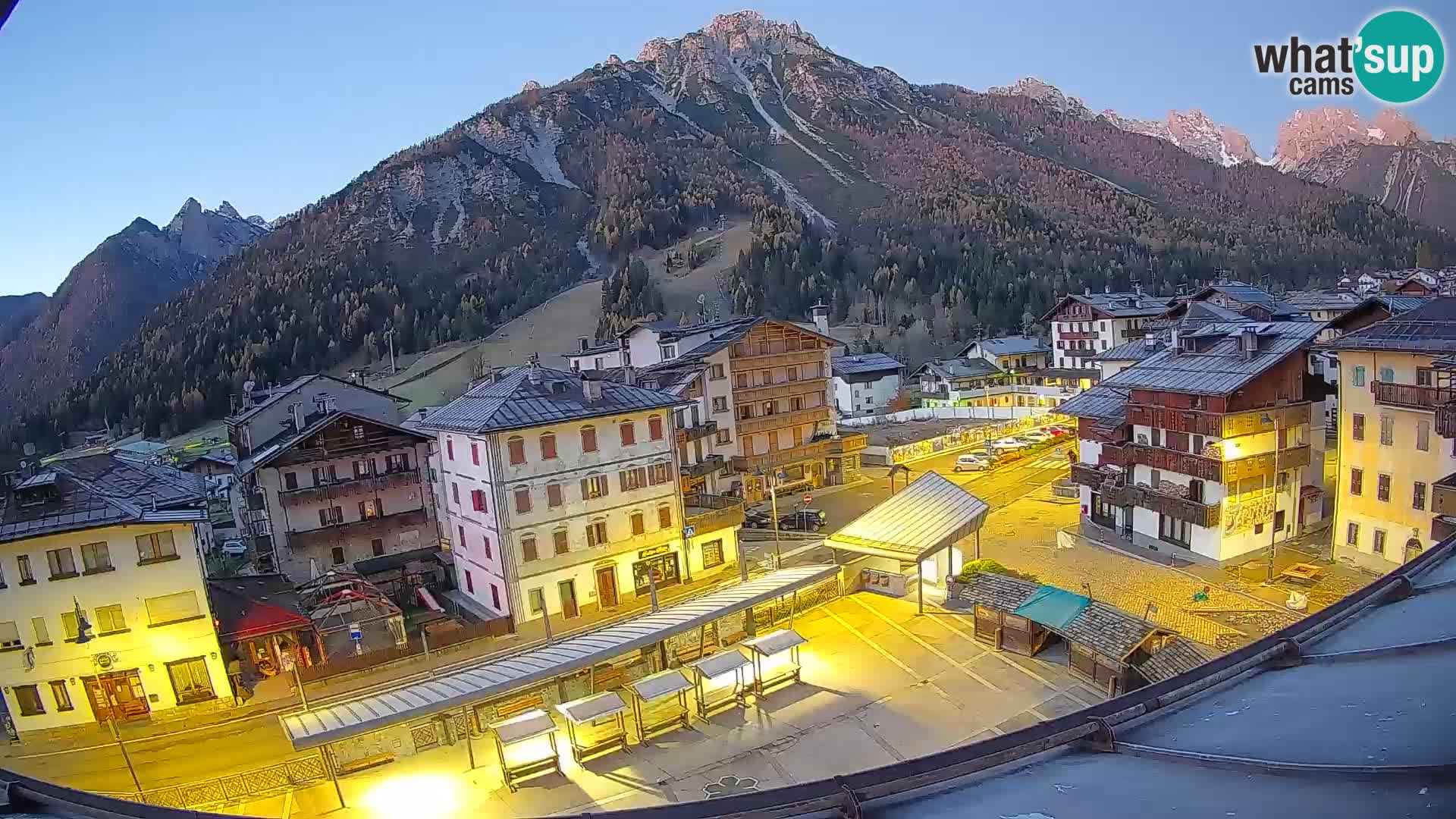 Hauptplatz von Forni di Sopra