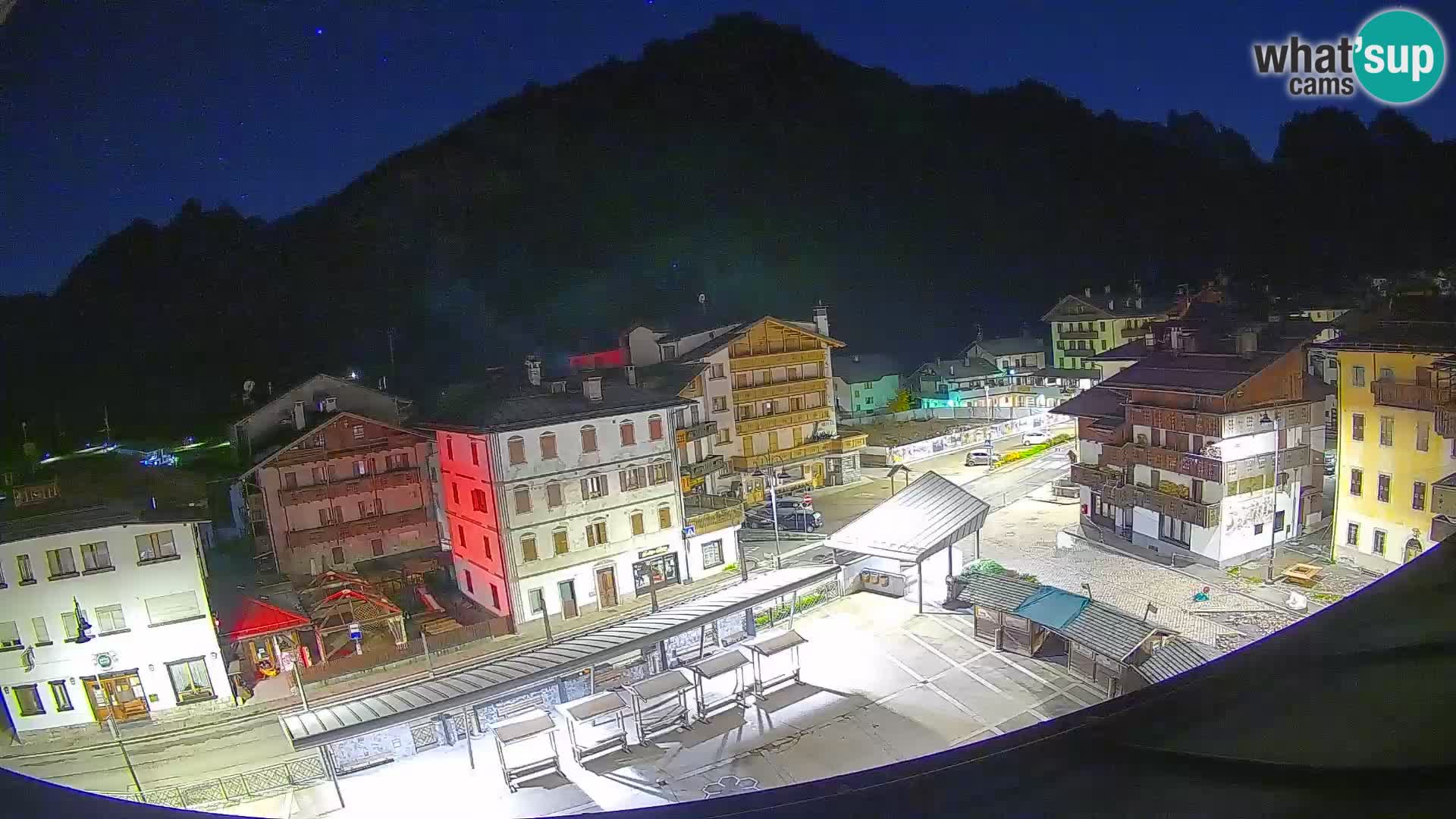 Hauptplatz von Forni di Sopra