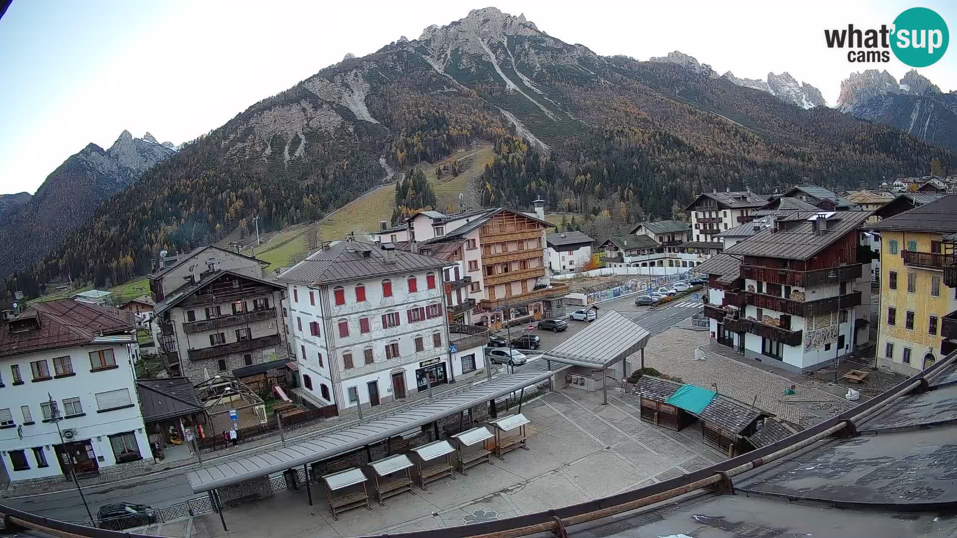 Hauptplatz von Forni di Sopra