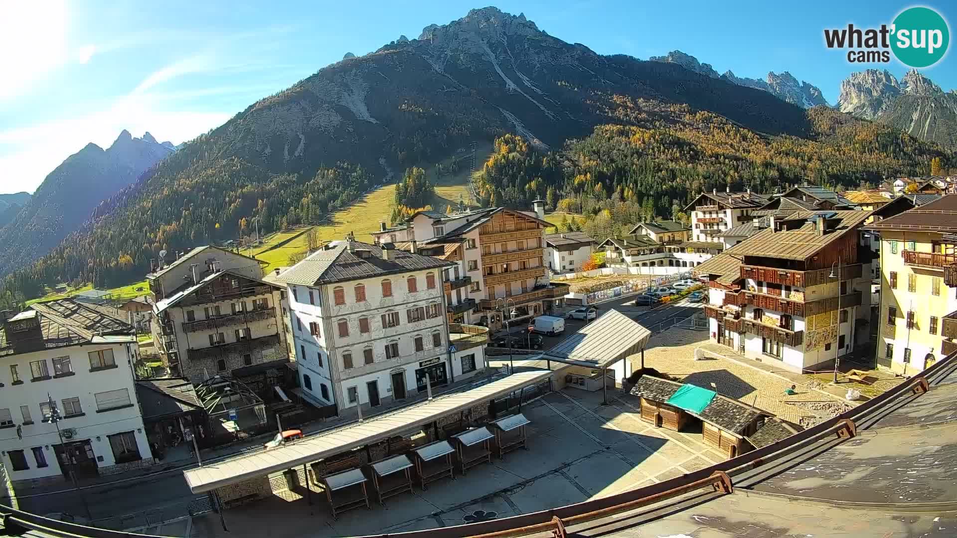 Hauptplatz von Forni di Sopra